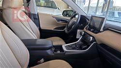 تۆیۆتا ڕاڤ 4